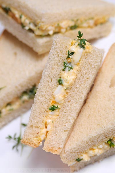 Eier-Mayo-Sandwich mit Kresse