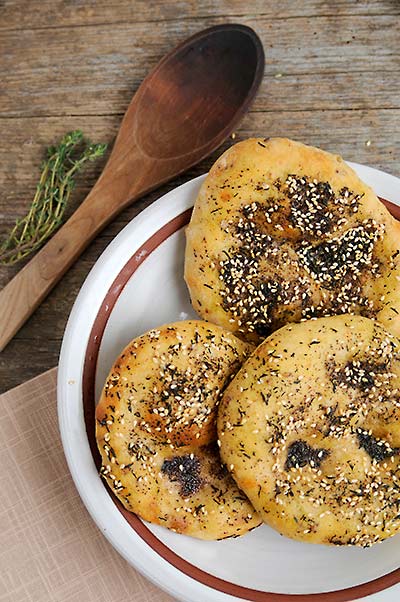 Rezept mit Bild für Fladenbrote - Manakish - mit Za'atar - foolforfood.de