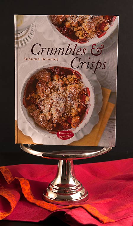 Crumbles & Crisps - ein Buch von Claudia Schmidt