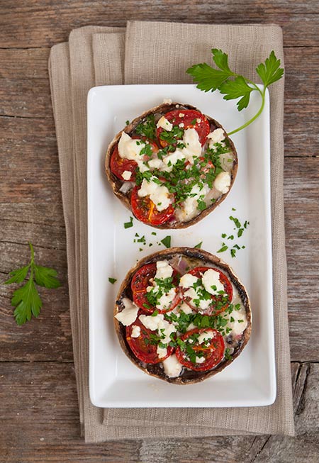 Rezept mit Bild für gefüllte Champignons mit Ziegenkäse und Tomaten - foolforfood.de