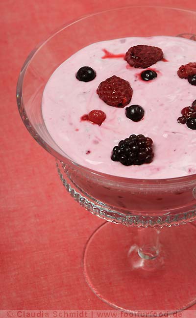 Joghurt mit Beeren