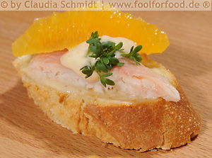 Geräuchertes Forellenfilet mit Orangen-Kresse-Mayonnaise