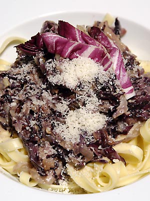 Tagliatelle mit Radicchio