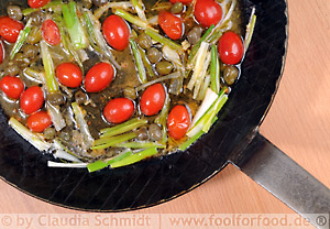 Pasta mit Kirschtomaten und Kapern-Butter